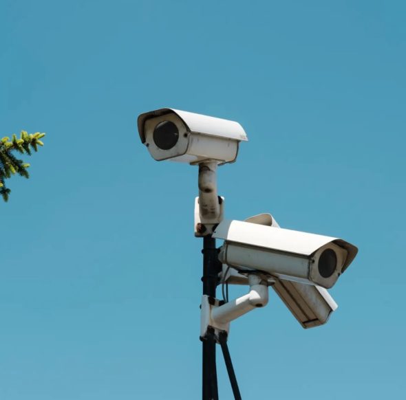 What's the Difference Between Indoor and Outdoor Cameras?